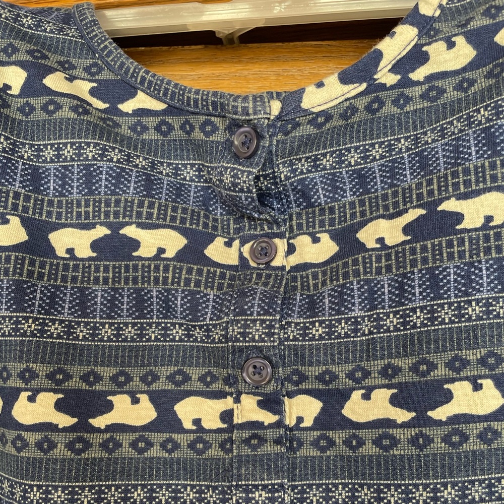 Polar bear nightshirt by dreams company Size large 18/20